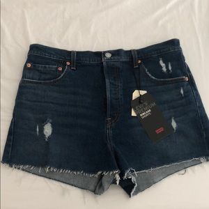 NEW! Levi Ribcage High Waisted Denim Shorts
